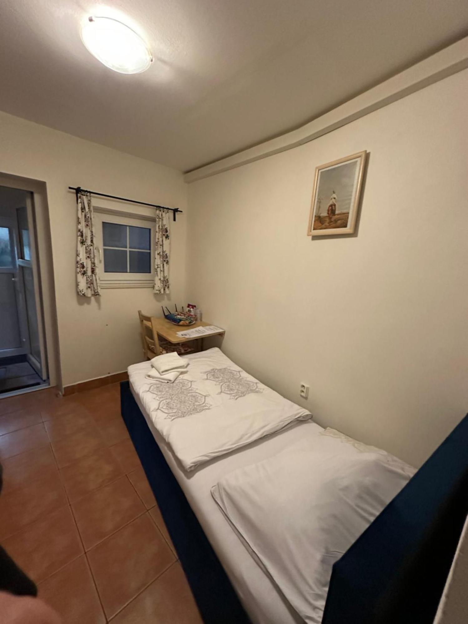 P4D Room Ceske Budejovice Bagian luar foto